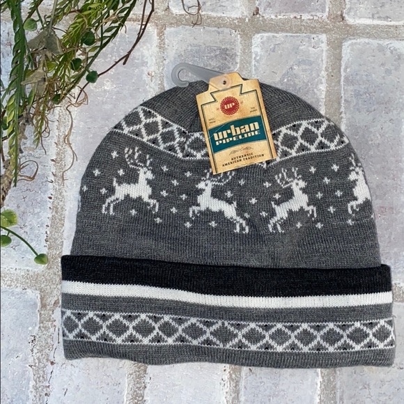 urban pipeline Other - NWT Urban Pipeline Holiday Beanie-O/S